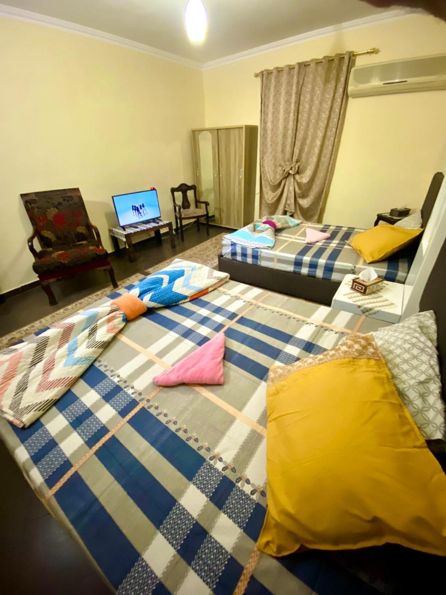 Momen Pyramids Inn Kafret el-Gabal Eksteriør billede