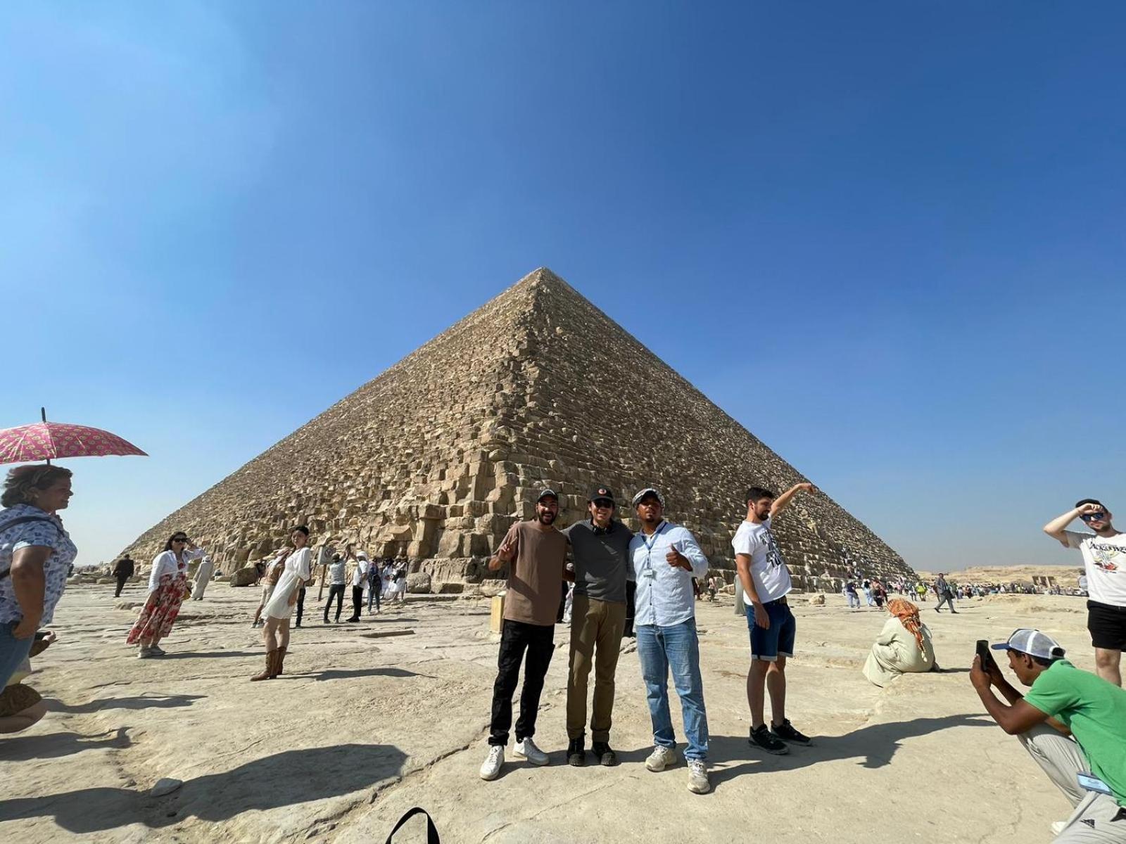 Momen Pyramids Inn Kafret el-Gabal Eksteriør billede